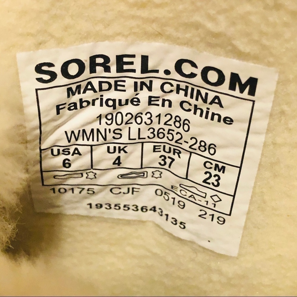 NWT Sorel Phoenix Shearling Waterproof Ankle Boots Size 6 - Picture 3 of 11